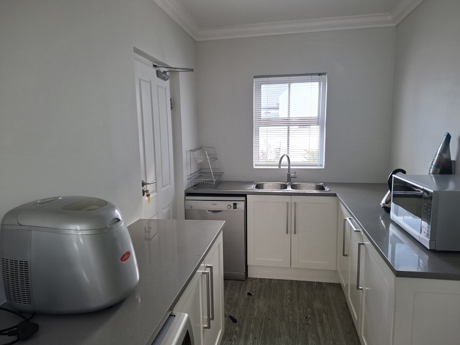 To Let 3 Bedroom Property for Rent in Croydon Vineyard Estate Western Cape